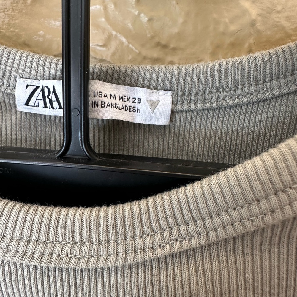 Zara Ribbed Tank Top - Picture 2 of 2